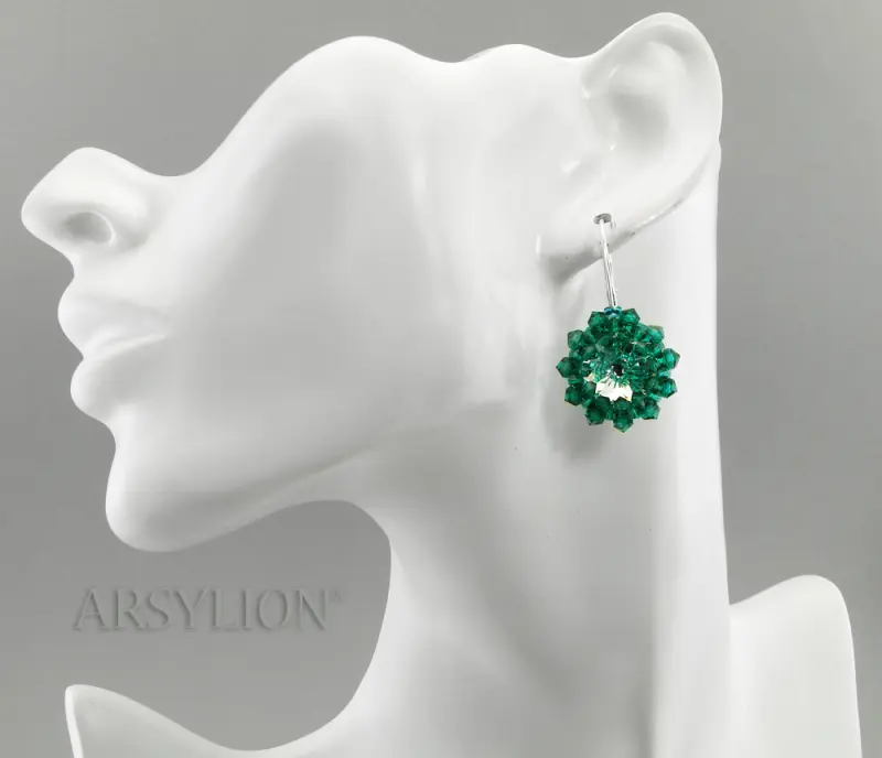 srebrne emerald kolczyki z markowych kryształów bicone Fuchsia i rivoli Crystal Comet Argrnt Light (CAL)