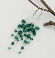 długie srebrne szmaragdowe błyszczące kolczyki z oryginalnymi kryształkami emerald stopniowane bicone
