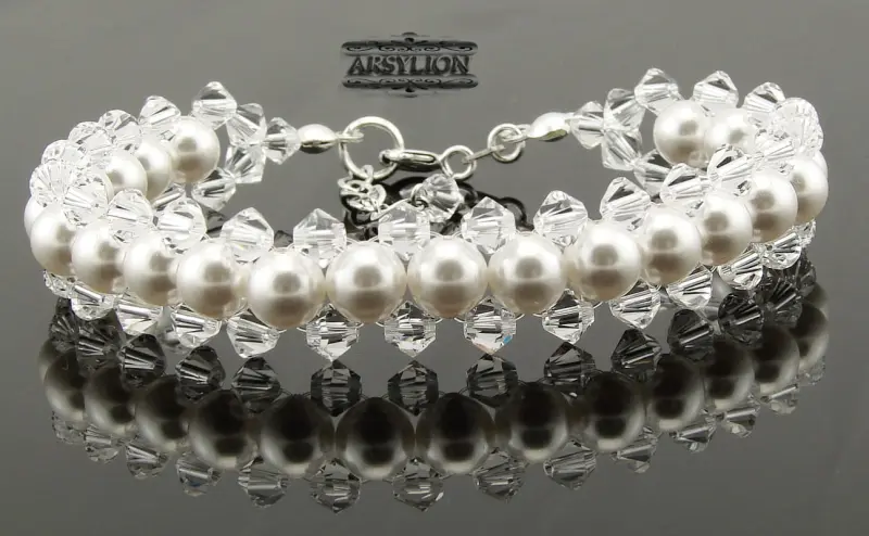 Bransoletka z kryształkami crystal i białymi perełkami