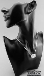 zawieszka walec crystal manekin.jpg