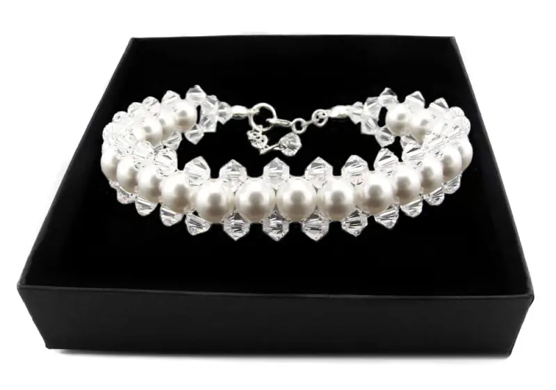 Bransoletka z kryształkami crystal i białymi perełkami