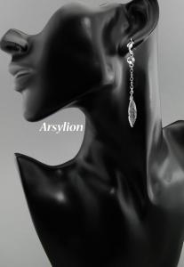 kolczyki  piórko na łańcuszku z kryształkami Swarovski crystal f