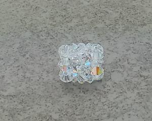 zawieszka z opalizującymi kryształkami crystal ab