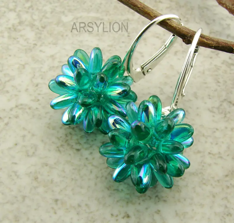 szmaragdowe kolczyki jeżykowe kule emerald ab