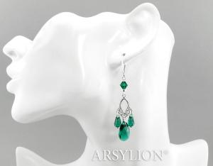 długie kolczyki z oryginalnymi kryształkami emerald na filigranie 925