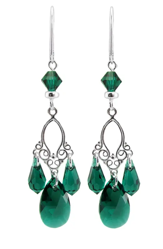 długie kolczyki z oryginalnymi kryształkami emerald na filigranie 925
