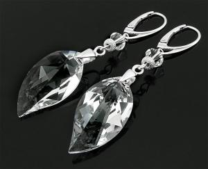 kolczyki z oryginalnymi kryształami new leaf Crystal