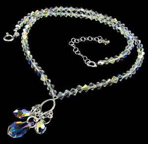 opalizujący srebrny naszyjnik z oryginalnymi kryształkami crystal ab z sopelkami sopelki