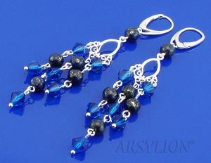 długie srebrne kolczyki lapis lazuli z oryginalnymi kryształkami capri blue