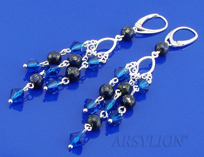 długie srebrne kolczyki lapis lazuli z oryginalnymi kryształkami capri blue