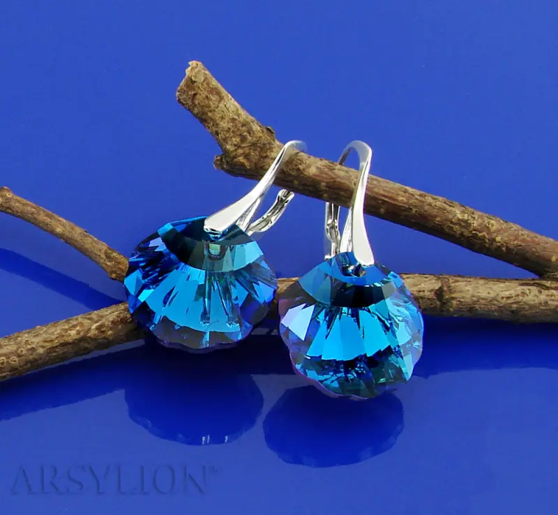 srebrne kolczyki muszelki shell kolor bermuda blue