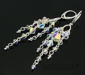 długie opalizujące kolczyki z oryginalnymi kryształkami crystal ab