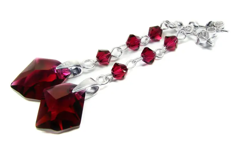 srebrne rubinowe kolczyki z kryształkami 6680 cosmic ruby
