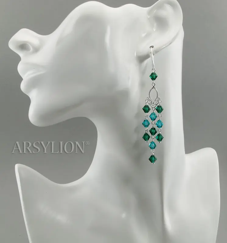 kolczyki srebrne z oryginalnymi kryształkami bicone kolor emerald i blue zircon na ozdobnym filigranie